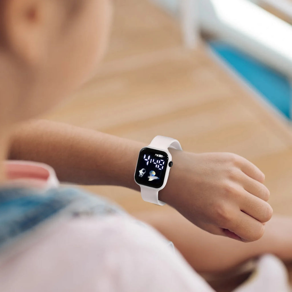 Children's Watch Suitable For Students' Outdoor Electronic Watches Screen Watch Display Time