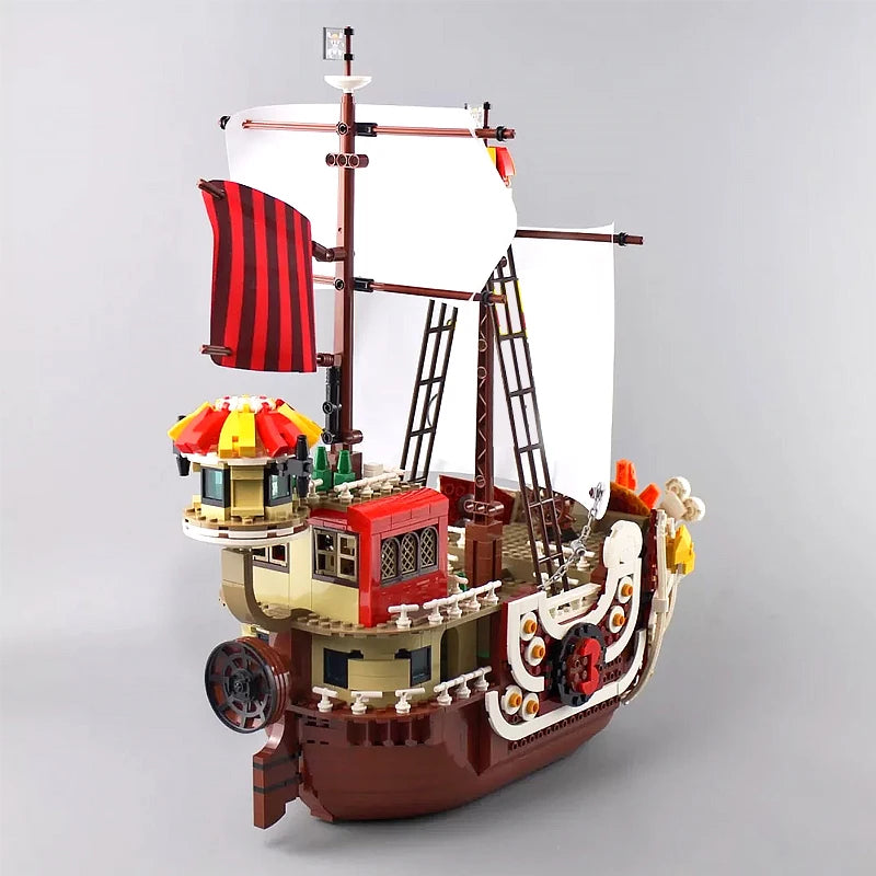 Creative Thousand Sunny Ship Model Building Block Cartoon Anime 9 Figures Pirate Boat Brick Toys Christmas Gifts for Kid 1551pc
