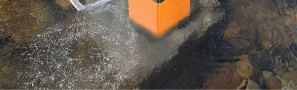 Outdoor portable simple electric shower self-priming