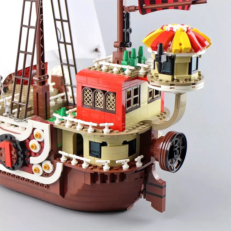 Creative Thousand Sunny Ship Model Building Block Cartoon Anime 9 Figures Pirate Boat Brick Toys Christmas Gifts for Kid 1551pc