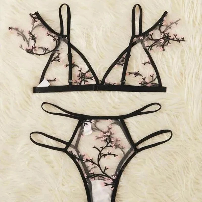 Sexy underwear women set Floral Embroidery Sheer Mesh Lingerie Set  no bra  Backless Bralette sexi Intimates lace bra set
