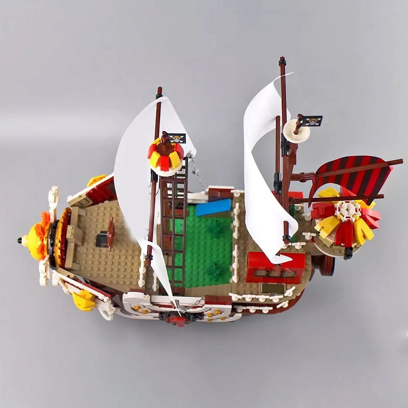 Creative Thousand Sunny Ship Model Building Block Cartoon Anime 9 Figures Pirate Boat Brick Toys Christmas Gifts for Kid 1551pc