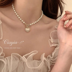 Elegant Pearl Necklace For Women Heart Pendant Necklaces Luxury Imitation Pearls Chain Necklaces Korean Jewelry Girls Gifts