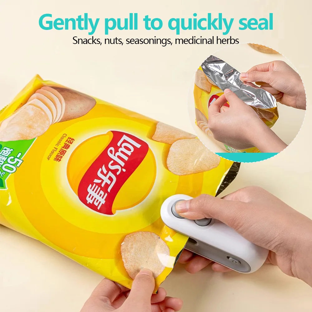 2 In 1 Sealer Cutter Mini Bag Sealer Handheld Heat Vacuum Sealer Handheld Bag Sealing Machine for Food Storage Snacks Freshness