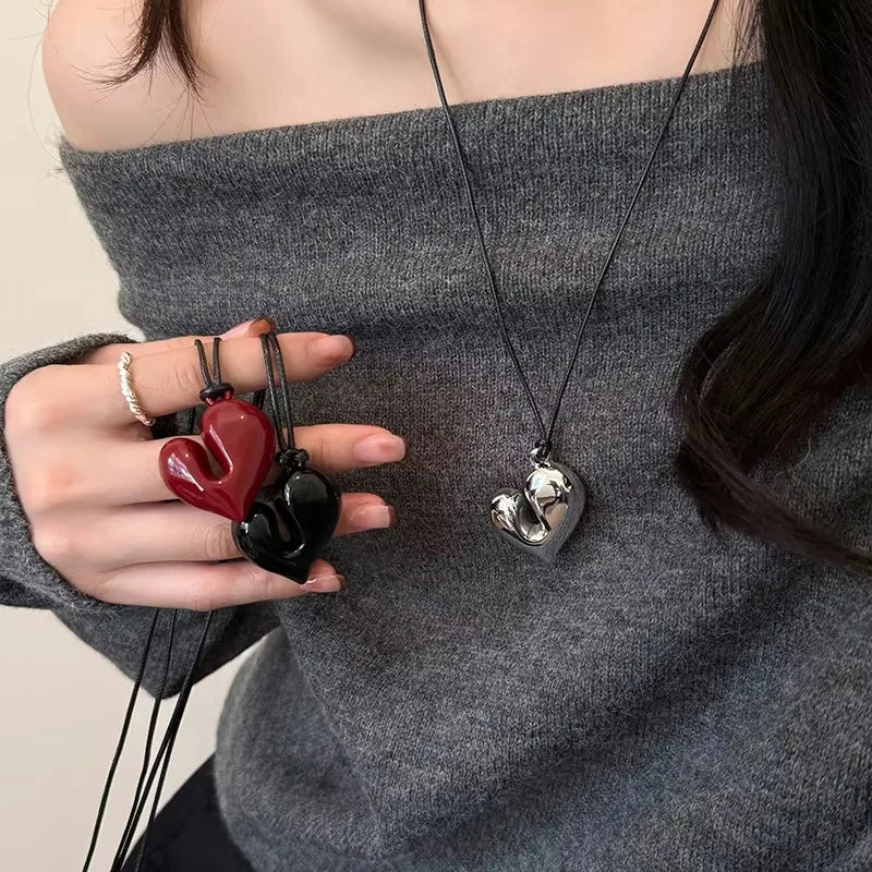 3 Colors Asymmetrical Acrylic Heart Pendant Necklaces for Women Aesthetic Love Leather Rope Neck Chain Jewelry for Girfriends K1